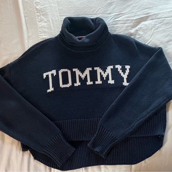 Tommy Jeans Logo Turtleneck Sweater Slouchy Navy Blue Urban Crop S/M READ GUC - Picture 6 of 14